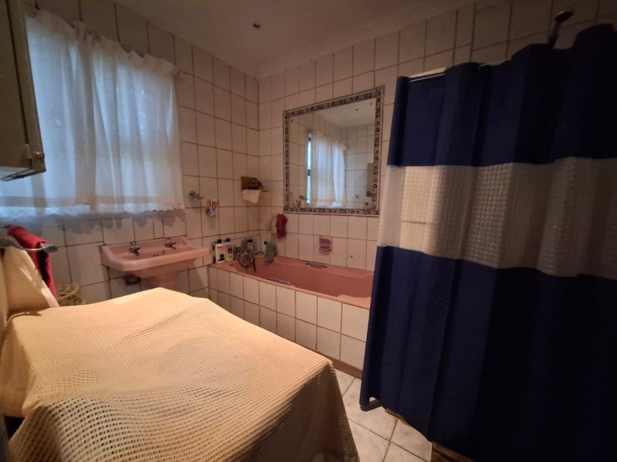 3 Bedroom Property for Sale in Generaal De Wet Free State